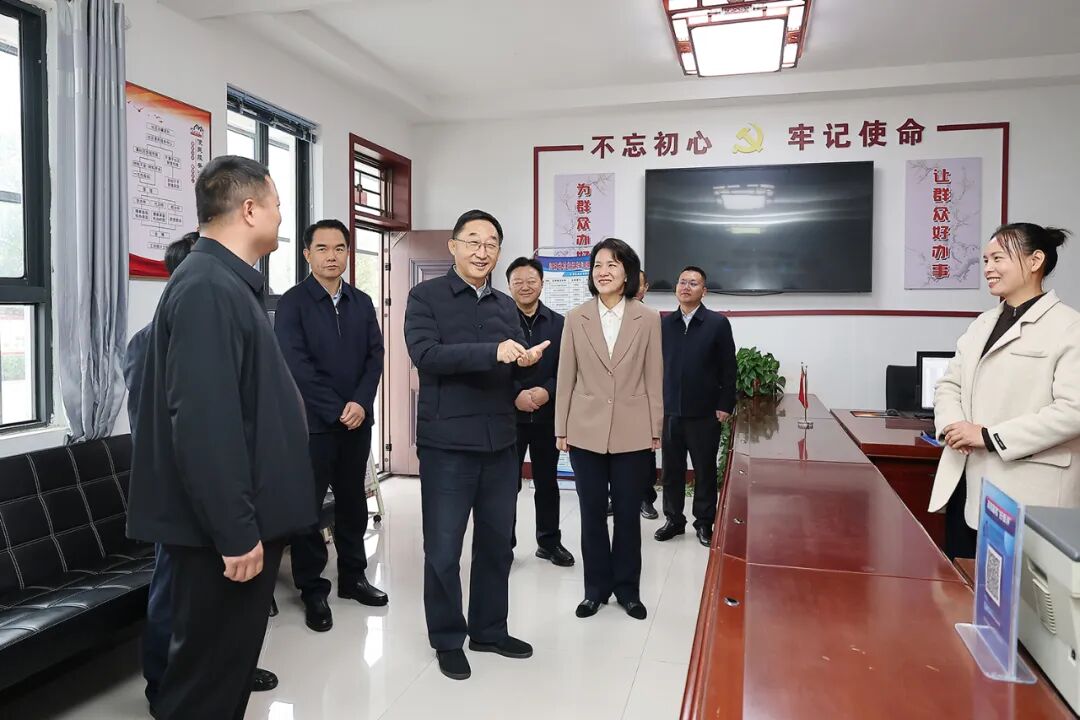 刘宁深入许昌市鄢陵县魏都区宣讲党的二十届四中全会精神时强调:把思想和行动统一到全会精神上来 统筹推进高质量发展和高效能治理 刘宁深入许昌市鄢陵县魏都区宣讲党的二十届四中全会精神时强调:把思想和行动统一到全会精神上来 统筹推进高质量发展和高效能治理